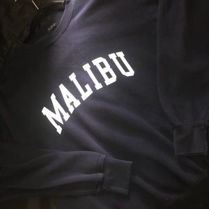 BRANDY MELVILLE CREWNECK